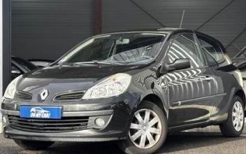 Renault clio Pissy-Pôville