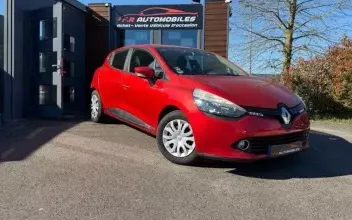 Renault Clio Sainte-Marie-aux-Chênes