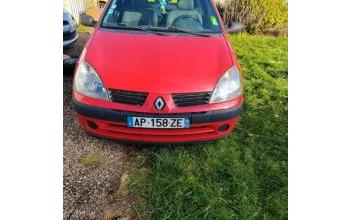 Renault clio ii Fressenneville