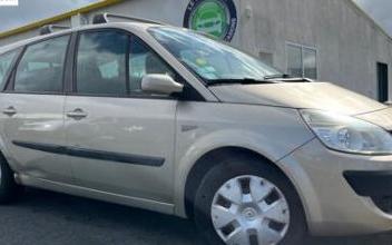 Renault grand scenic ii Le-Loroux-Bottereau