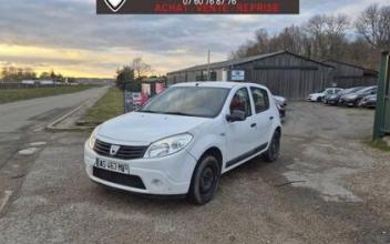 Dacia sandero Magny-en-Vexin