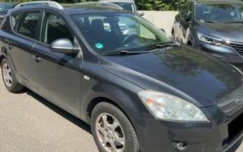 Kia ceed sw Salaise-sur-Sanne