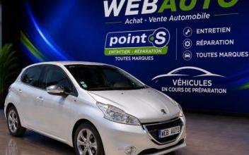 Peugeot 208 Saint-Martin-d'Abbat