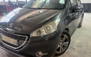 Peugeot 208 Arles