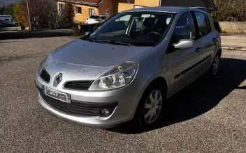 Renault Clio La-Motte-d'Aveillans
