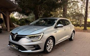 Renault Megane Saint-Martin-des-Champs