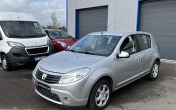 Dacia Sandero Crottet