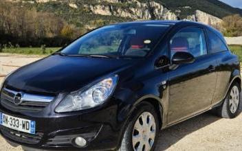 Opel Corsa Cruas