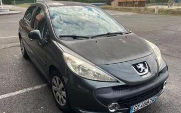 Peugeot 207 Tour-en-Sologne