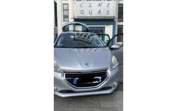 Peugeot 208 Châlons-en-Champagne