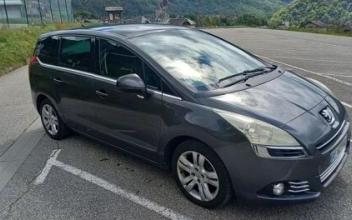 Peugeot 5008 Ugine