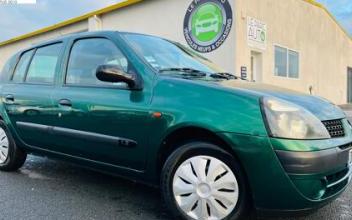 Renault clio Le-Loroux-Bottereau