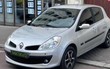 Renault clio iii Versailles