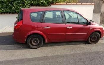 Renault grand scenic ii Hérépian
