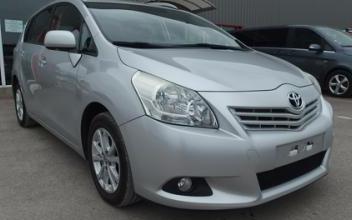 Toyota verso Savières