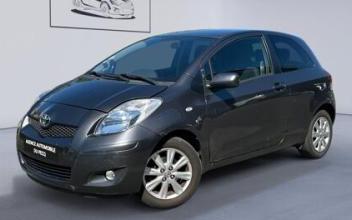 Toyota yaris Le-Pecq