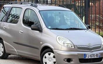 Toyota yaris verso Romainville