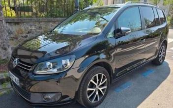 Volkswagen touran Colombes