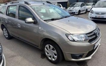 Dacia logan La-Courneuve