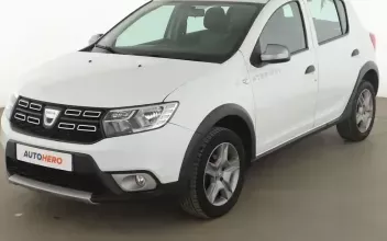 Dacia Sandero Issy-les-Moulineaux