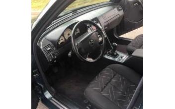 Mercedes classe c Combourg