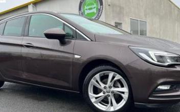 Opel astra Le-Loroux-Bottereau