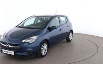 Opel corsa Issy-les-Moulineaux
