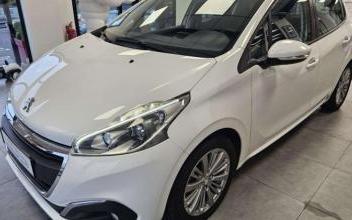 Peugeot 208 Issoire