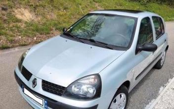 Renault clio ii Saint-Pierre-d'Entremont