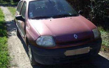 Renault clio ii La-Roche-sur-Yon