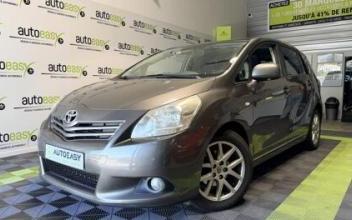 Toyota verso Roquebrune-sur-Argens