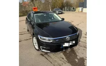 Volkswagen Passat Paris