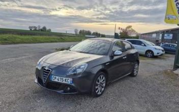 Alfa-romeo giulietta Magny-en-Vexin