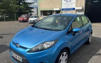 Ford fiesta Villeneuve-la-Guyard