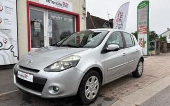Renault clio Sainte-Marguerite