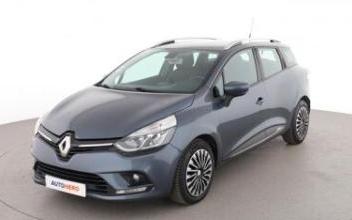 Renault clio Issy-les-Moulineaux