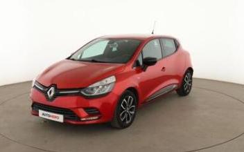 Renault clio Issy-les-Moulineaux