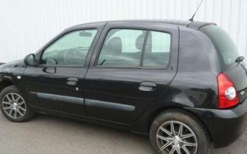 Renault clio Ville-sur-Lumes