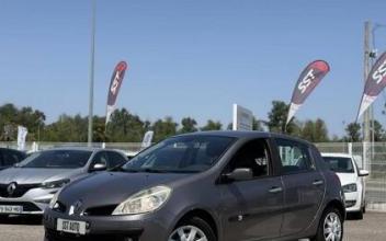 Renault clio Saint-Priest