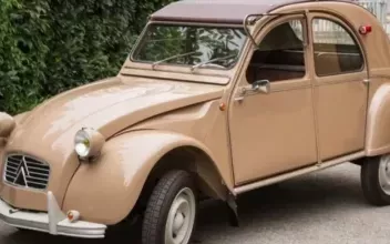 Citroen 2CV Calvisson