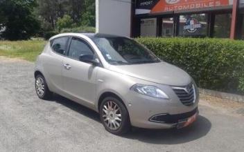 Lancia ypsilon Saint-Paul-lès-Dax