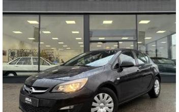 Opel astra Echirolles