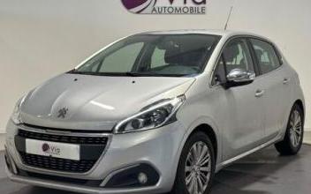 Peugeot 208 Petite-Forêt