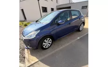 Peugeot 208 Seiches-sur-le-Loir