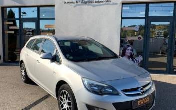 Opel Astra Ampuis