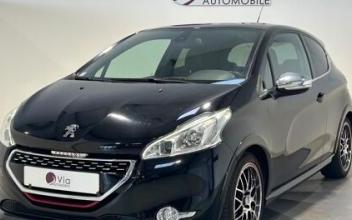 Peugeot 208 Petite-Forêt