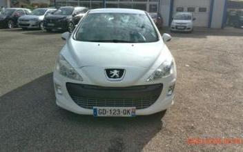 Peugeot 308 Saint-Nauphary