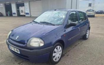 Renault clio Avignon
