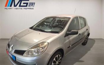 Renault clio Saint-Sulpice-sur-Lèze