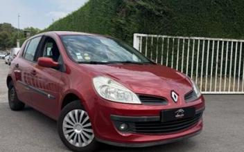 Renault clio iii Granges-les-Beaumont